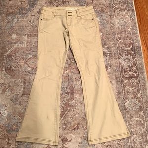 FLARE CREAM PANTS LOW WAISTED
